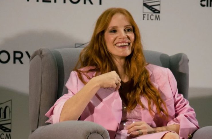 tinychastain's tweet photo. our pinky girlie 💖 https://t.co/4NtLb1yF9L