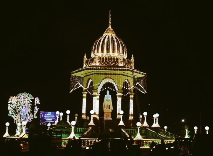 iamgovindraju's tweet image. Dussehra is a festival of victory against bad elements in our lives. May you be successful and happy ever! Happy Dussehra .
#Dussehra2023
#Mysore