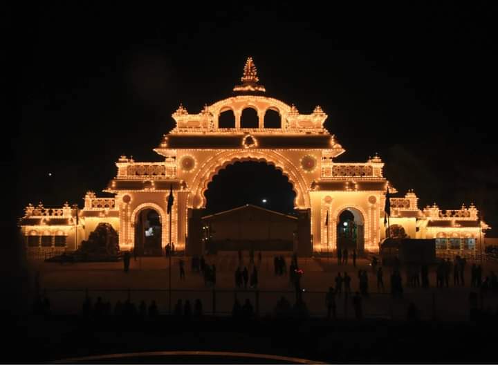 iamgovindraju's tweet image. Dussehra is a festival of victory against bad elements in our lives. May you be successful and happy ever! Happy Dussehra .
#Dussehra2023
#Mysore