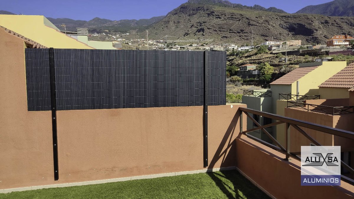 Paneles de ocultación para disfrutar de tu terraza al máximo aluxsatenerife.com/carpinteria-al…

#terrazas #hogar #casa #home #aluminio #carpinteriadealuminio #aluminioanodizado #Tenerife #murosbajos #bipanel #chapaaluminio #cañizo #estructurasaluminio #tendencias