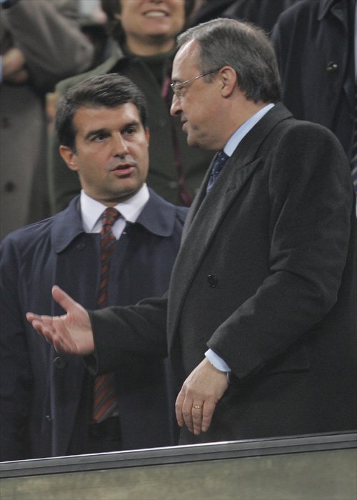 RMadridistaReal's tweet photo. ⚪‼️ ¿Deben Florentino y la comitiva del Real Madrid ir el sábado al palco de Montjuic?

SÍ o NO.... https://t.co/OWIO9mARly