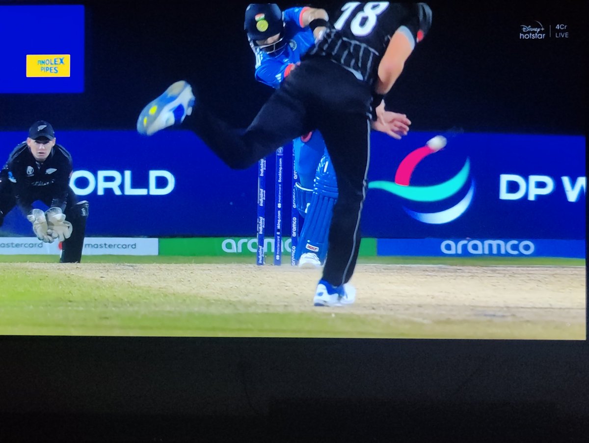 aditya_progryss's tweet image. Kohli on 92 #INDvsNZ