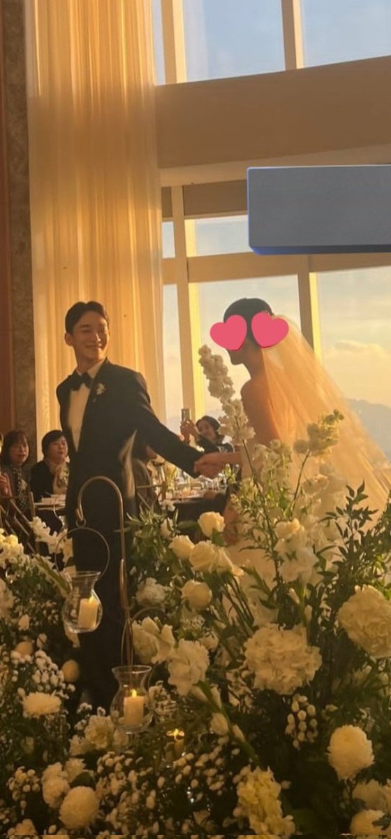 NoonaL__'s tweet photo. Congratulations to our couple 🫶 
Seeing how happy he looks at her makes me want to cry . . . No wait, i'm literally crying. I'm just sooo thankful that they got through all that shit and seeing Jongdae's genuine smile now makes it all worth it. We just want them happy and he is. https://t.co/A9xzcwc1t1