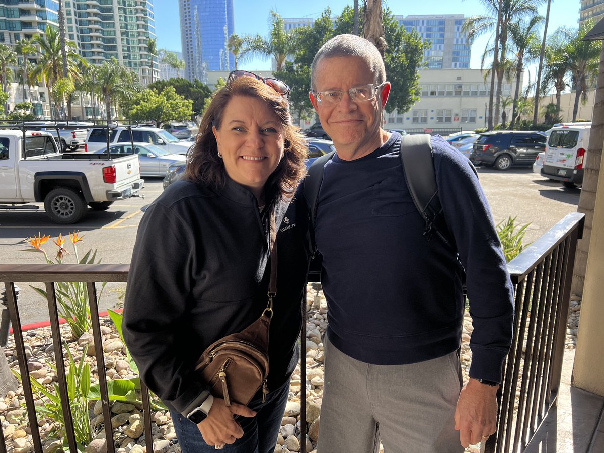 Look who I got to hang with for a few days spitting gold <a href="/cbellwall/">Carey Wallace</a>