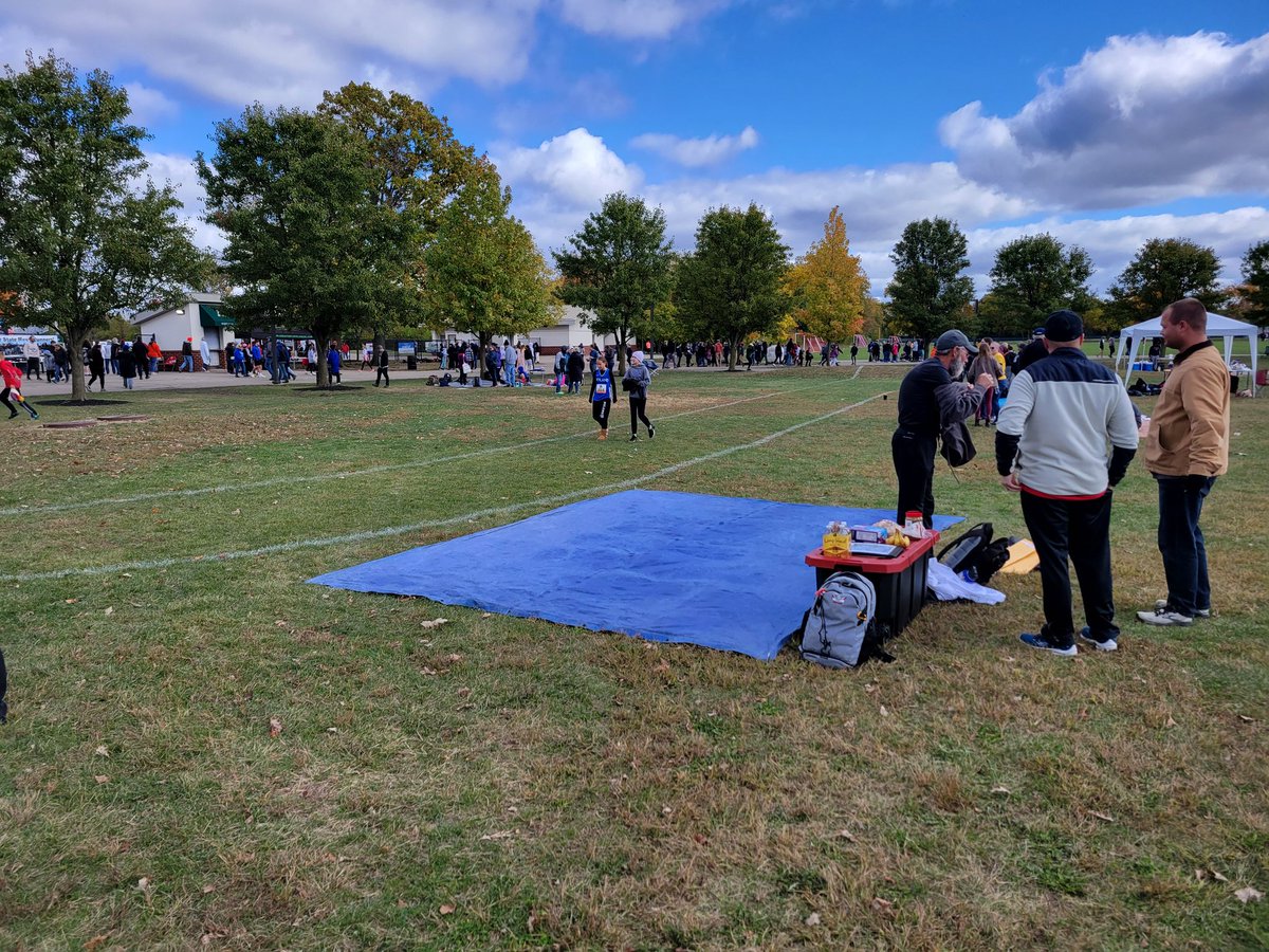 Mike McManus (@lakotaruns) on Twitter photo <a href="/LakotaJrHighXC/">Lakota Junior High Cross Country Team</a> State meet camp is between the food trucks and the stadium. <a href="/LakotaJrHighXC/">Lakota Junior High Cross Country Team</a> State meet camp is between the food trucks and the stadium.