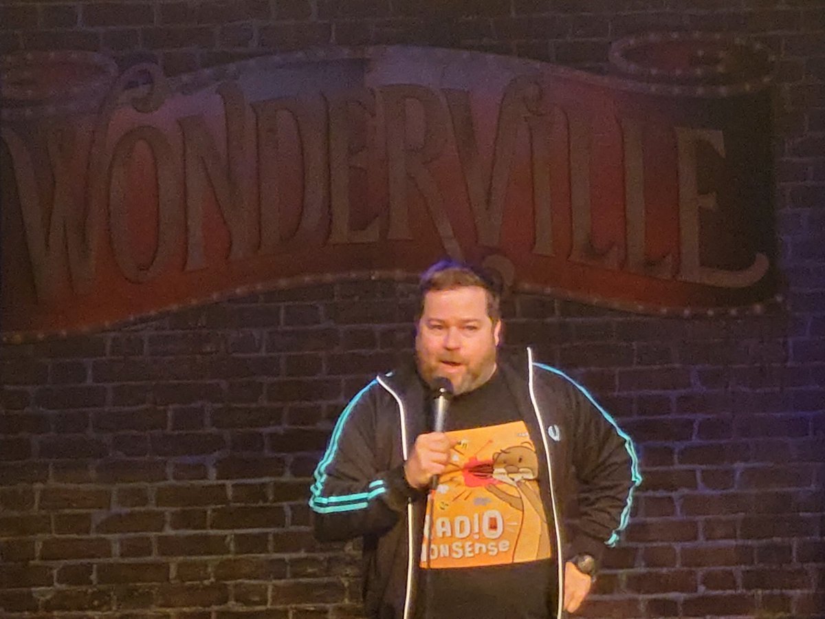 Highlights of today's @WondervilleLive show: ⭐ @AlisonSpittle being cast as an idiot by a boy playing a chicken Avon lady ⭐ @athenakugblenu getting us all to do brick impressions ⭐ @mmcaofficial interviewing a humble interior designer child ⭐ @TiernanDouieb yelling 'MUUUUUM'