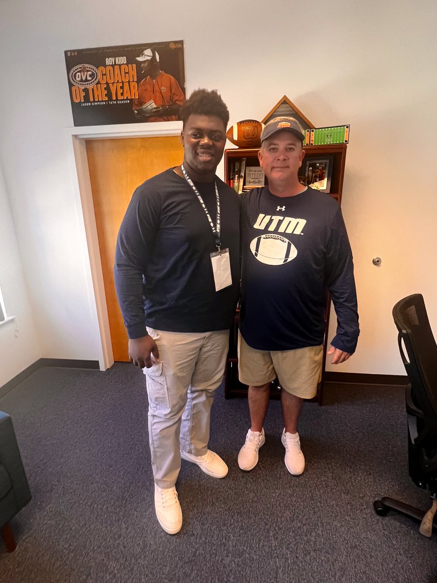 Ethan Charlesl tweet media