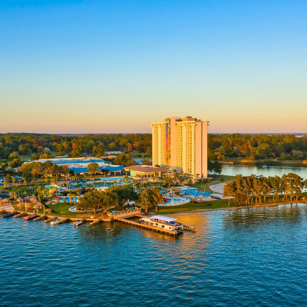 We're over the moon to announce that Margaritaville Lake Resort Lake Conroe-Houston has clinched the prestigious Convention South-2023 Readers' Choice Award, for the THIRD time! 🏆  A heartfelt 'THANK YOU' goes out to everyone who supported us with their votes.
