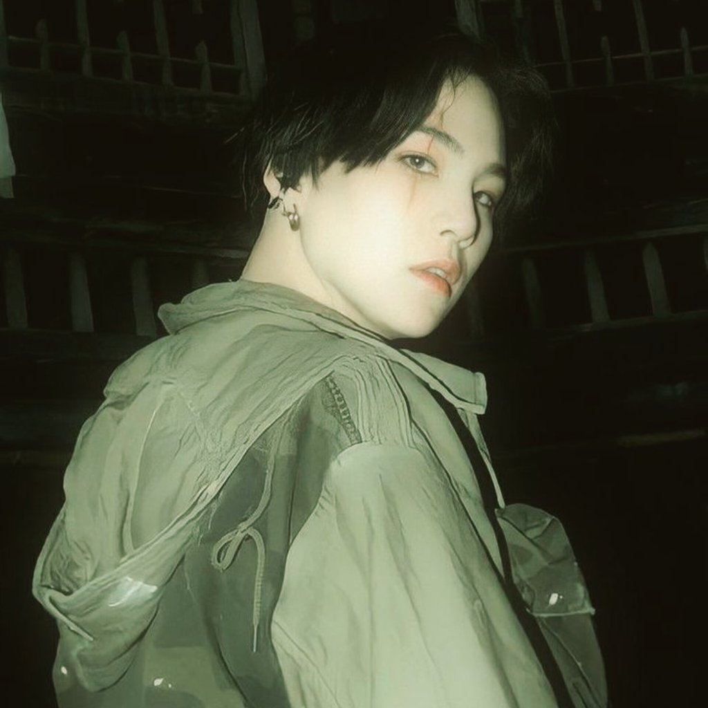 ㅤ ㅤ            📗  — recomendaciones de
ㅤㅤㅤㅤㅤㅤ     ㅤanimes de terror !  ෆ ｡˚

ㅤㅤ            → by: 🐍