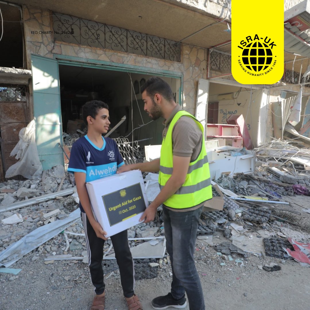 ISRA_UK's tweet photo. Here’s our team on the ground in #Gaza right now! We’ve managed to get your aid in and around to the people BUT we still need your support. As soon as more aid is able to get in we will be there ready to distribute #AidForPalestine #Gaza #HumanitarianAid #gazaupdate https://t.co/UoszyvKEHz