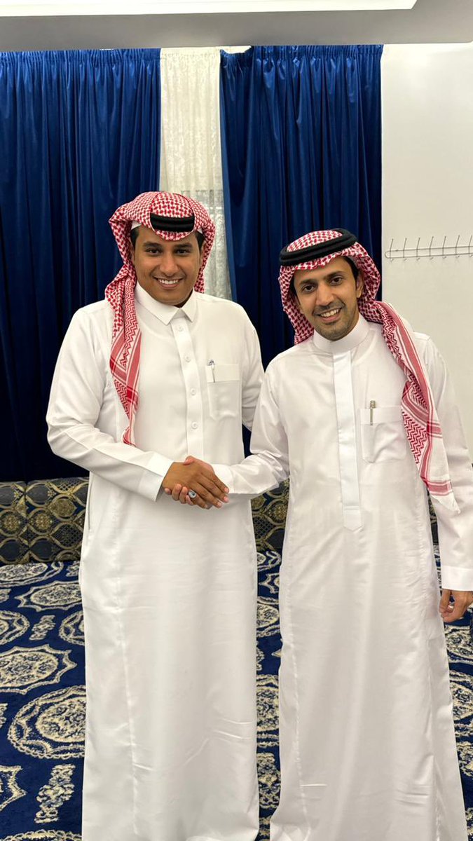 شرفني في جدة الصديق و الأخ الغالي
الأستاذ عبدالعزيز الزلال ..
مرحبًا ملايين ولا توفيك .. 
<a href="/alzallal2/">عبدالعزيز الزلال</a>