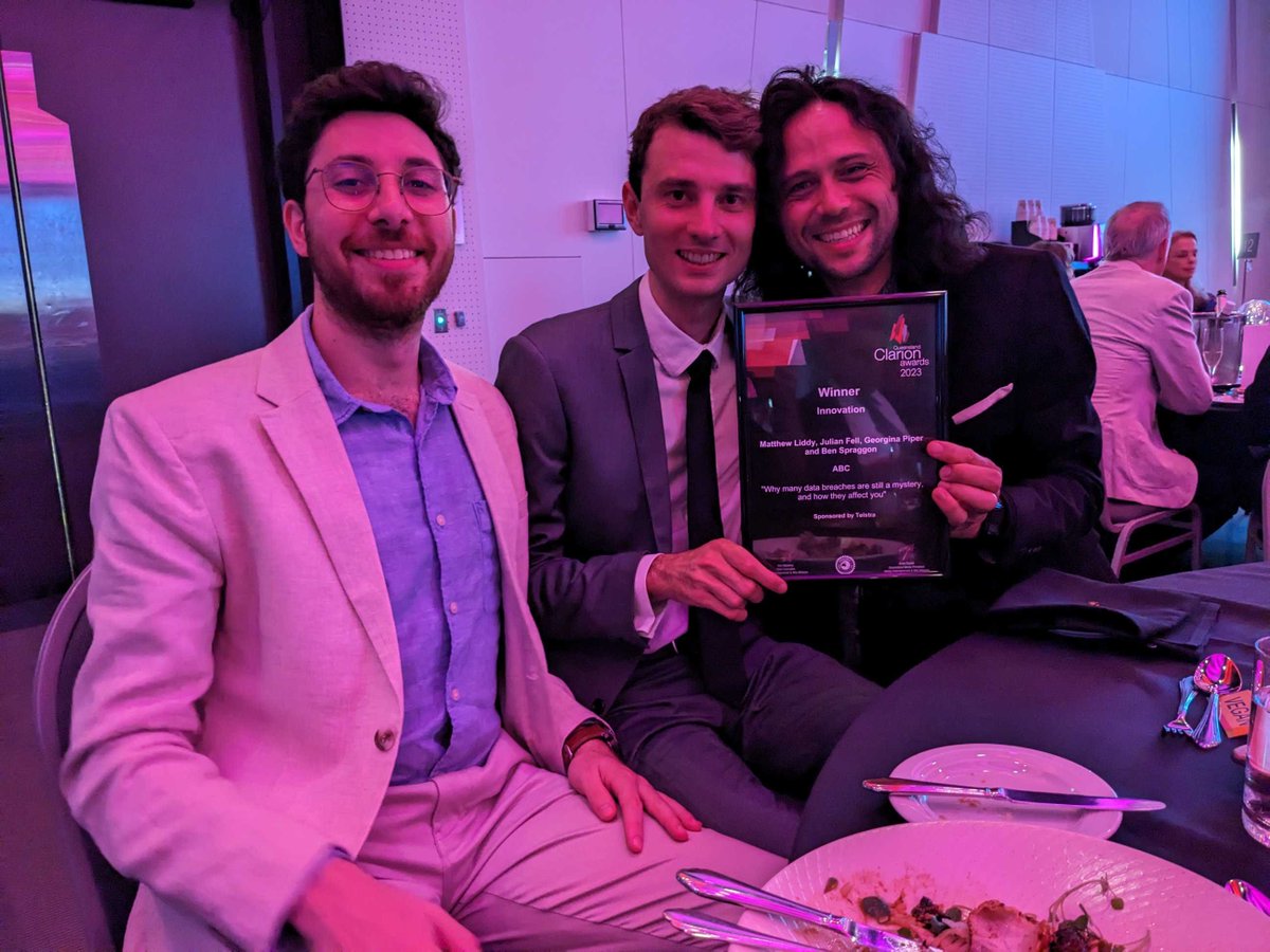 FellJulian's tweet image. Exciting night for @abcnews Story Lab on Saturday - we took home the @withMEAA Clarion for Innovation!!