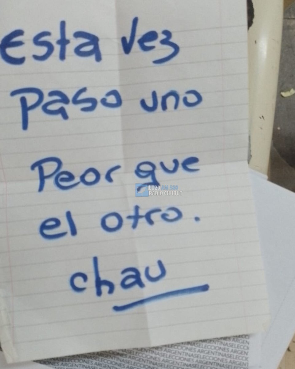 RadioChubut's tweet photo. #Trelew Sorpresa en la Escuela n°40 

🗳️ #ArgentinaElige #RadioChubut #LU20 #ArgentinaVota #Elecciones2023 https://t.co/Rw3in6OEka