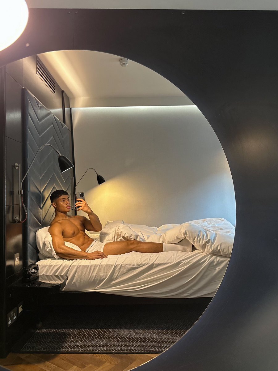 Tarylboothe's tweet image. Based