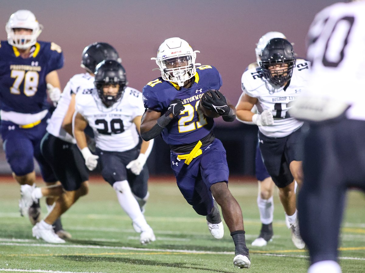 The @PCALionsFB juggernaut rolled on Friday posting 500 TY in a 69-21 win over Lynch. The Lions have outscored their last 5 opponents 290-65 to raise their season record to 6-2. Check out the game action in the Star Local Media Prep Sports Section here: starlocalmedia.com/planocourier/s…