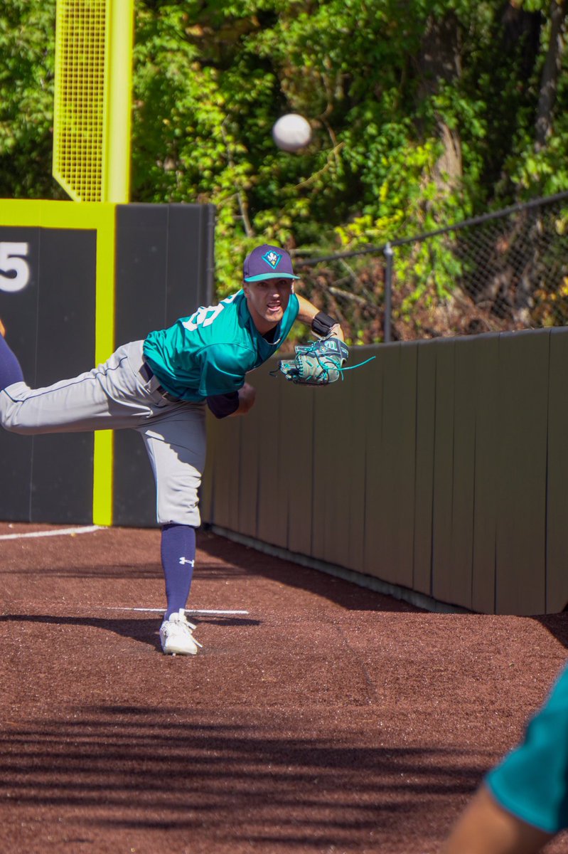 Some frames from Saturday’s exhibition at Duke #ncaabaseball #colkegebaseball