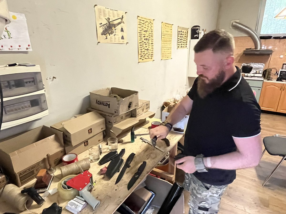 USUAVB's tweet photo. Andriy Nesmachnyi is a UA veteran and entrepreneur at Bat Art, a veteran owned/operated knife and glassware company. He and several other veterans manufacture a variety of utility, cooking, and service knives, - all from their small shop in Irpin, https://t.co/aD9mks2Q6D