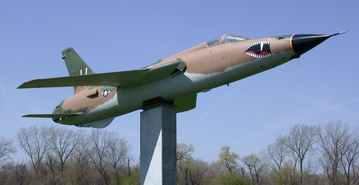 Astro_Clay's tweet image. Ours is a bit more static, but a prominent traveler landmark on I-80 Nebraska. She’ll get a new paint job next year! @sac_aero museum @AshlandNE #Exit426 #WeAreChanging
