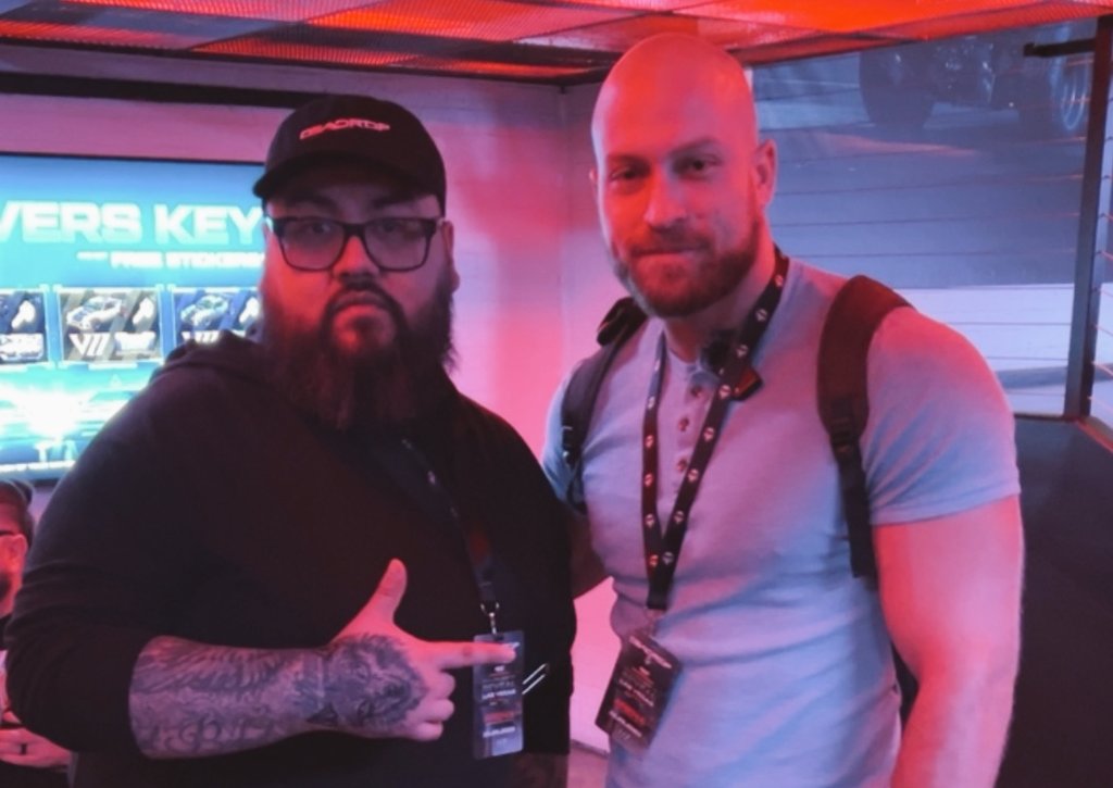 GStatPro's tweet photo. Big Apex homie @TSMViss appreciate taking the time to chop it up! 

#MidnightSociety #12am #SSVII #DEADROP @LuxorLV @HyperXArena https://t.co/2zv0OqQ7j4