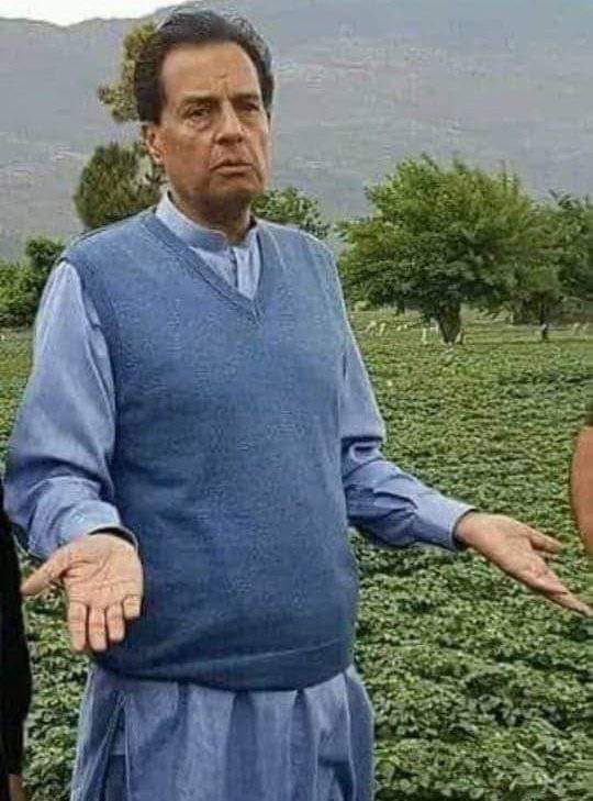 IRMUGHAL's tweet photo. سٹیج پر سب بیٹھے ہیں اور مجھے گھر بیٹھا کر صرف جنت کا ٹکٹ دیا ہے 😂 https://t.co/QuVN54Lief