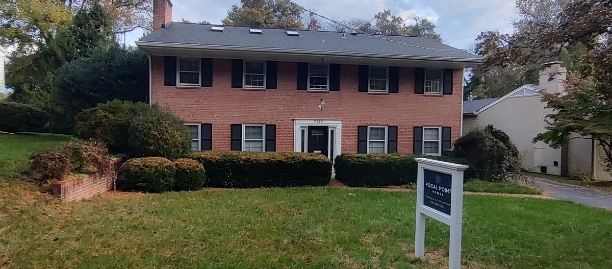 Beautiful home in #McLeanVA.
5 bedrooms
brick structure
dense wooden beams
steel framing
cedarwood siding
 
To be destroyed &amp; replaced w plastic siding, exterior facade, flammable stick wood, thin wallboard, PVC piping, and suffocating exterior lights.
 
But bigger closets!