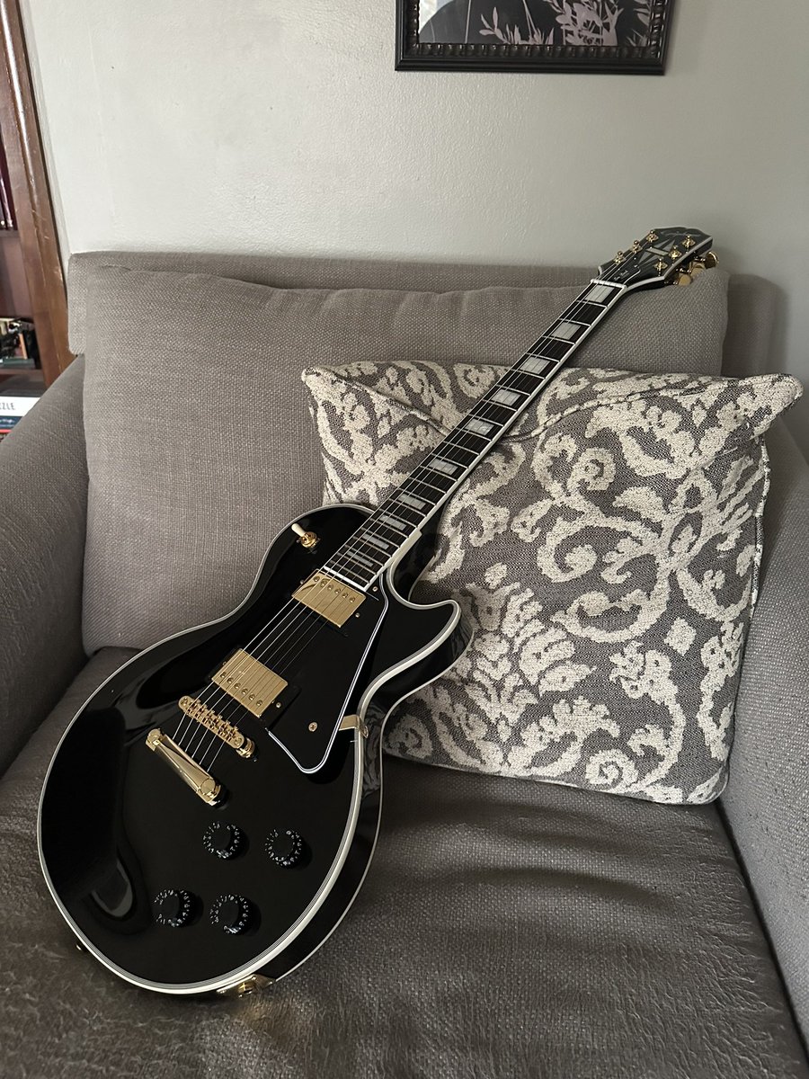 Eric Fronczak tweet media