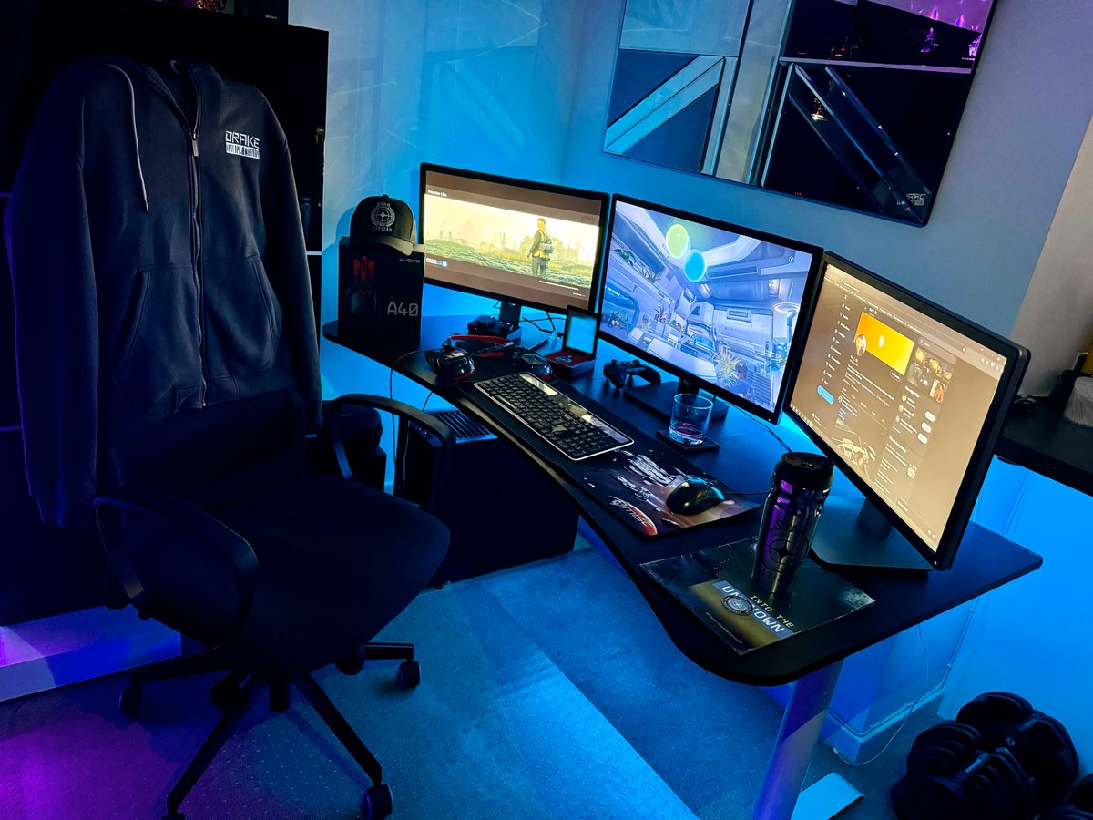 SolDotCreate's tweet image. Another day of Citizencon...

#StarCitizen #CitizenCon2953