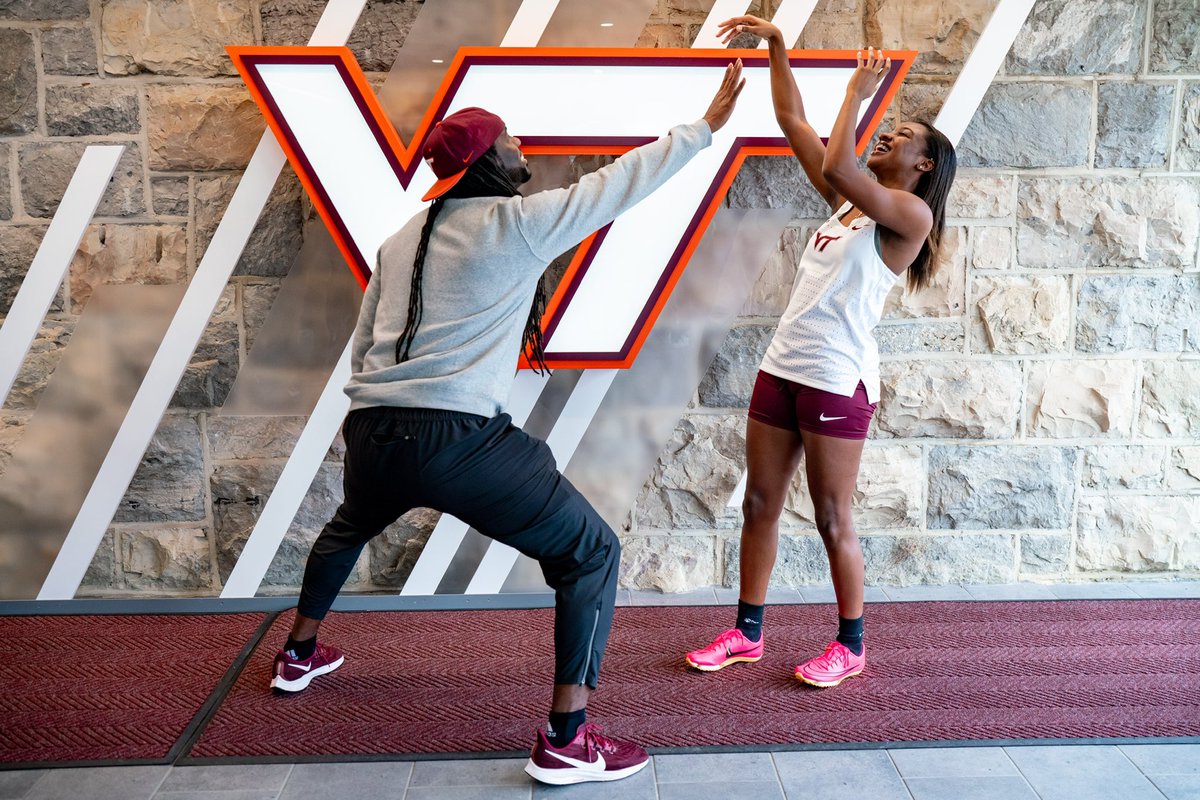 janiyadanea23's tweet photo. After a great visit, I am blessed to receive an offer from @HokiesTFXC. Thanks for having me. GO HOKIES! 🧡@HokiesFB @StatesvilleTF @kdyme1985 #notcommited #officalvisit https://t.co/E5Z0fl8lGz