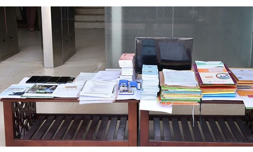 প্রতারণা চক্রের প্রধান সাবেক সচিবের ছেলে, যুক্ত মা-স্ত্রীও