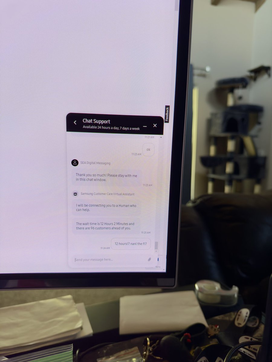 VenomZillaa's tweet image. Lmao wtf @SamsungUS @Samsung remind me to not sell your warranties to customers… WTF is this 12 hour nonsense!? 96 other people waiting too lol. #getittogether #samsung #samsungsupport #fail