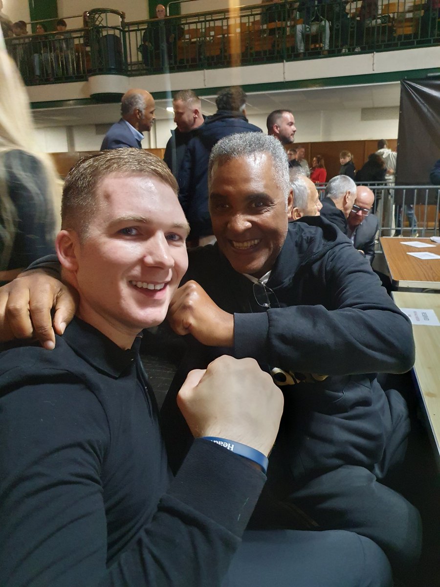 nickblackwell02's tweet image. At York Hall supporting Michael Watson 🥊🥊 #Boxing #boxingfans #michaelwatson