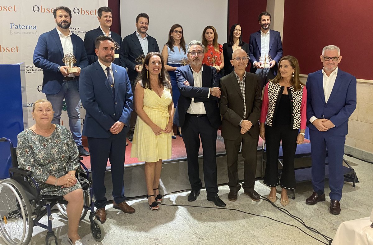 FEPEVAL's tweet photo. Als Premis #Obset reconeixent bones pràctiques en #RSE, sostenibilitat I transparència a empreses del parcs empresarials #Paterna @entidadPTV @asivalco @AE_LAndana @AdetTactica @paternaempresas @AytoPaterna @SagredoMarco @GVAinnova @NuriaMontes @felipejcarrasco @RafaelE39378394 https://t.co/2VYCP9CWYN