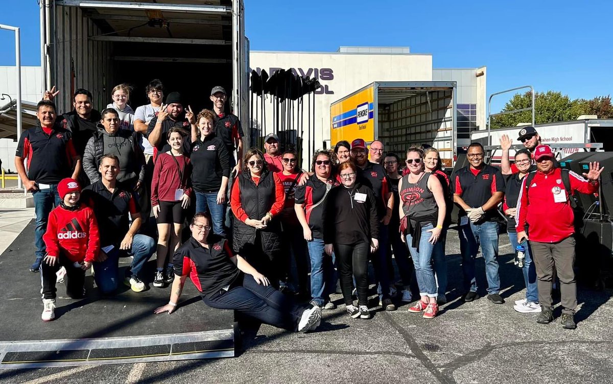 GHSBandDirector's tweet photo. Shout out to our principal and all of the great parents that support us (she was in the pit crew yesterday day)! They even made a tunnel for the kids after midnight in the rain as the kids walked off the buses when we returned from Indy!
#goshenschools
#goshenband https://t.co/cEovZSolAW