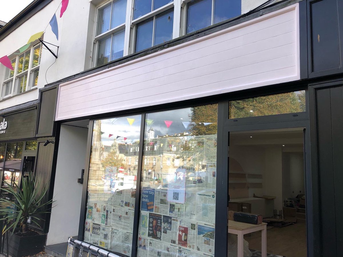 Signsofgoodtast's tweet image. My day in reverse order… #signwriter #cornwall #falmouth #cornish #signpainter