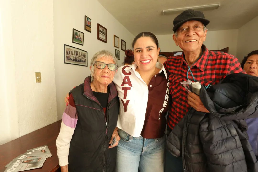 catymonreal_'s tweet photo. Gracias a todas las personas que han asistido a las #JornadasDeSalud de @Rosamexicano_ac y Red de Manos Altruistas de @MarichuyMonreal, es muy importante que para lograr un empoderamiento de la sociedad, cuidemos de nuestro bienestar. Sigamos adelante y con mucho corazón. 💖 https://t.co/pnieWc27Po