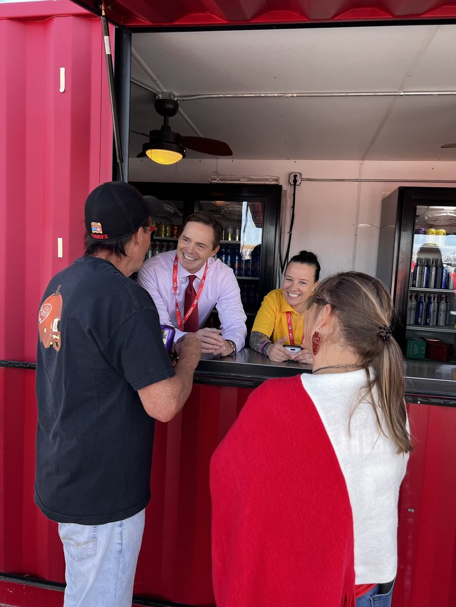 Mark Donovan tweet media