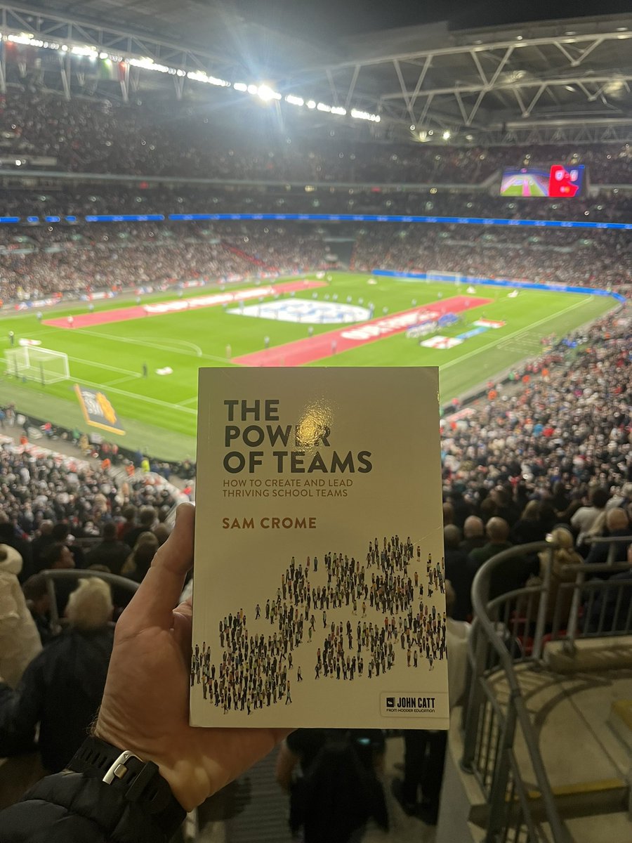 Competition - book giveaway!! 

I just found two extra copies of The Power of Teams and would love to give them away to two people interested in the book. 

If you’d like to enter for a chance win a copy, please retweet and like this tweet. Closes Thursday 27th Oct!

Good luck 🤩
