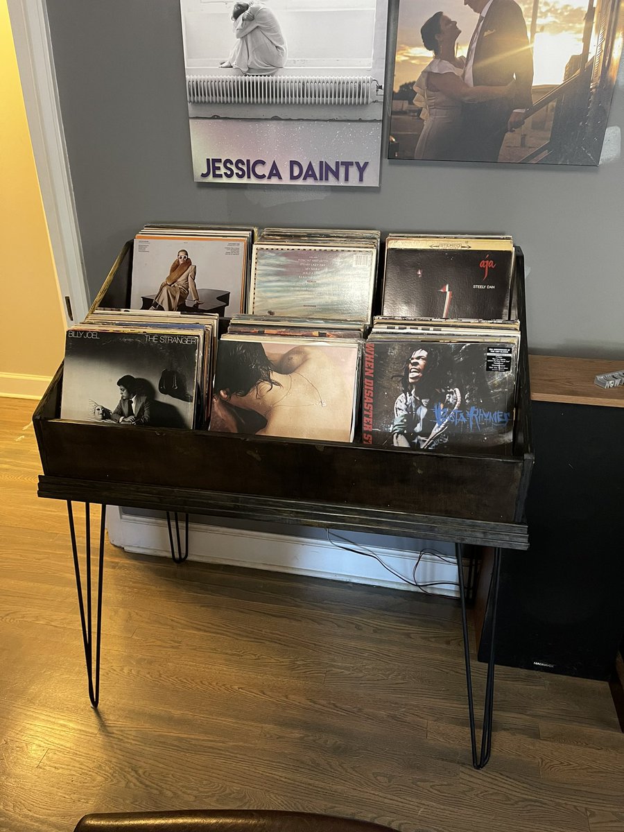 My dad is so talented! He made us this beautiful record stand for our living room. It’s amazing and fits perfectly in the room!! 💜💜