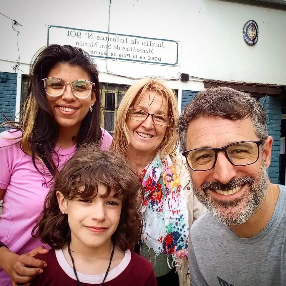 Ya votamos en mi Jardín N°901 de Castelar por un #MorónConFuturo ❤️🗳🐔🇦🇷☀️

@VotáConLaBandera