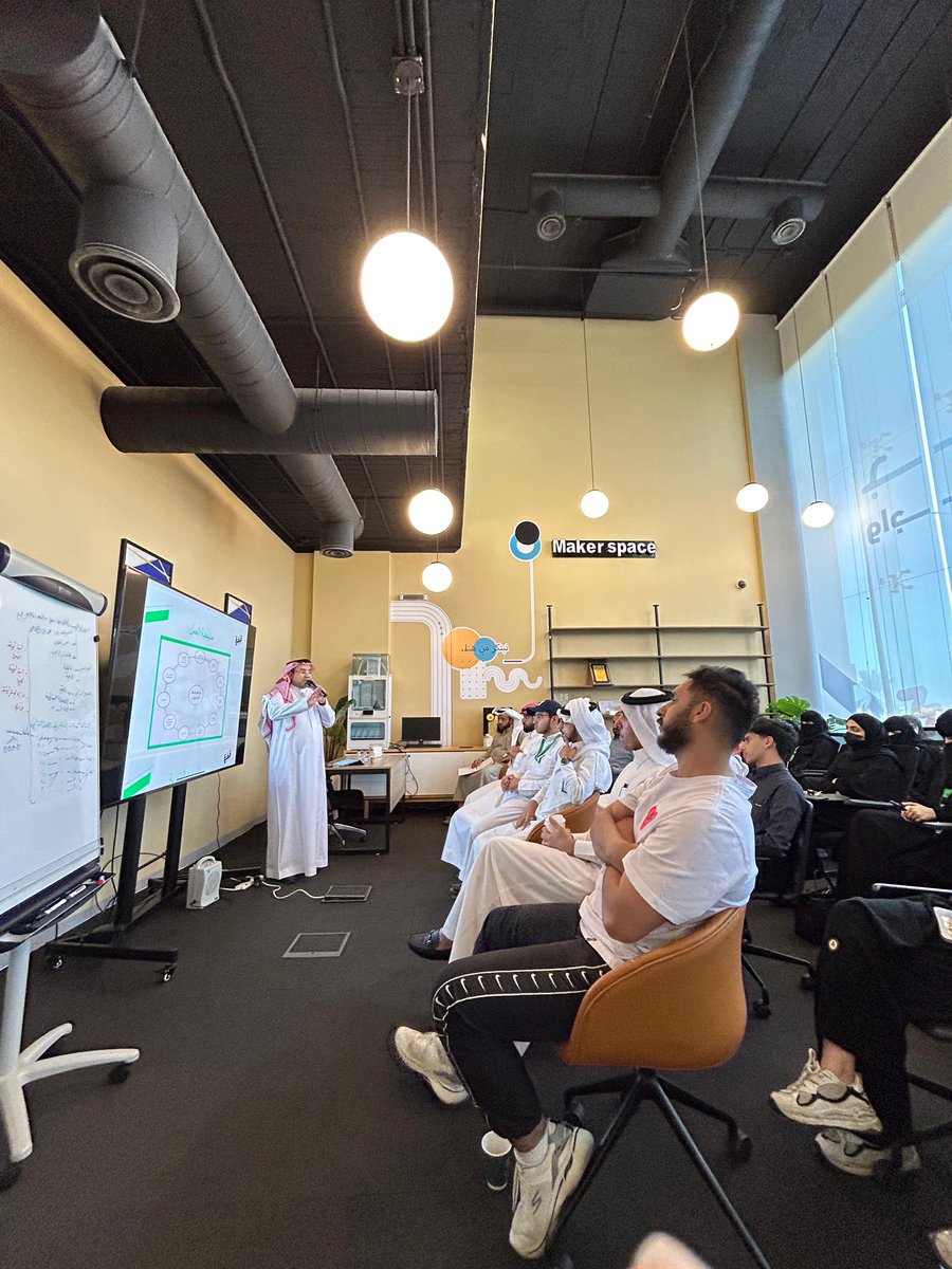 gafzah2030's tweet photo. قدّمت مبادرة قفزة دورة في الأمس بالتعاون مع @imtcenter1 بعنوان "تطبيقات الجودة الشاملة في بيئة العمل" تقديم أ.د @asmh66 https://t.co/QiOw2qaryp