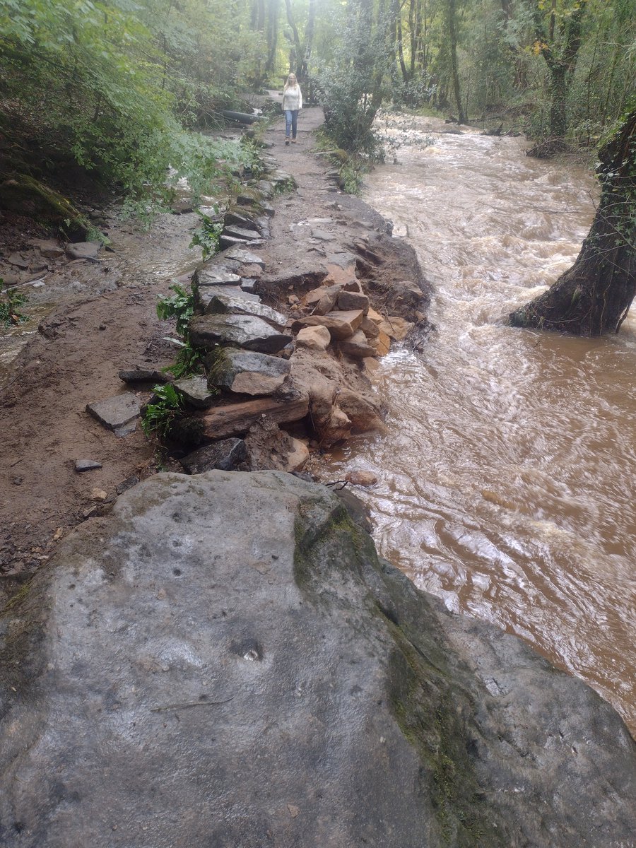 Aimhigh09's tweet photo. Storm #Babet did considerable damage to the much loved public footpath along Rivelin Valley, Sheffield, the path wiped out completely in places, both ends of Hind Wheel dam in particular. #Sheffield #Rivelin #RivelinValley. https://t.co/AqHpsTQBRF