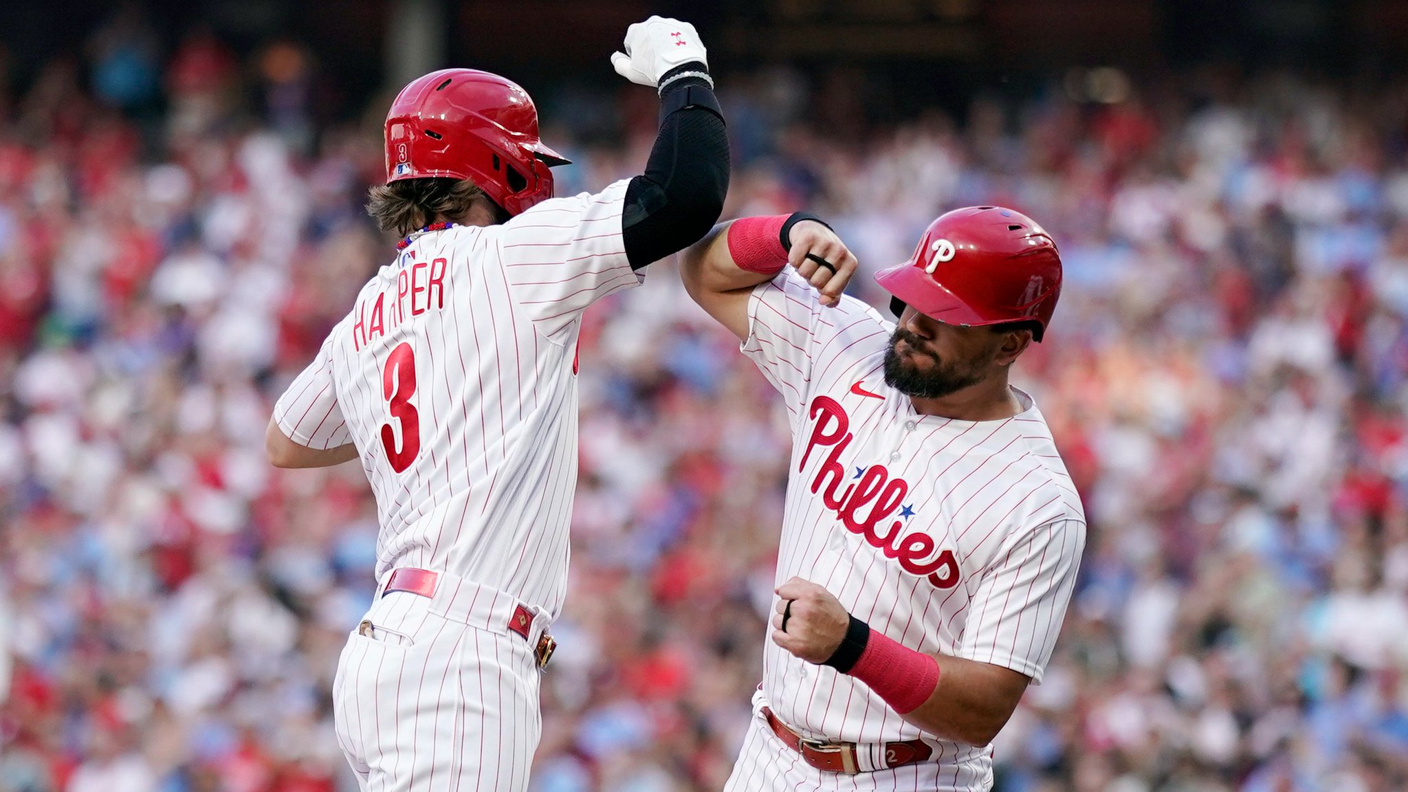 StatsCentre on X: Most regular season/postseason home runs hit by a  @Phillies player in one year: 58- Ryan Howard (2006, no PS) 52- Kyle  Schwarber (2022) 51- Howard (2008) 50- Schwarber (2023