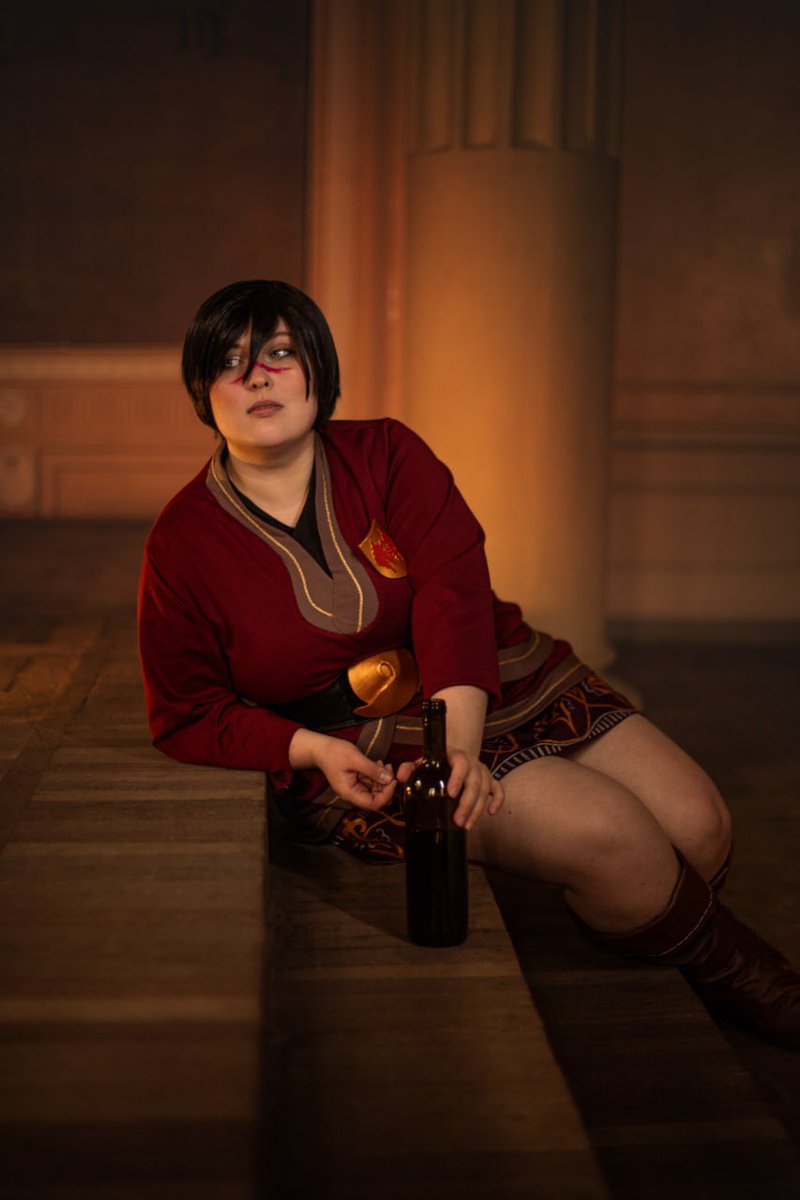 Gaerwen_art's tweet photo. Hawke: “I enjoy listening to you talk.”
Fenris: “There are few pleasures greater than speaking with a beautiful woman.”

Photo @minigunmorwing 
Cosplay/Retouch @Gaerwen_art 

#укркосплей #DragonAge #dragonagecosplay #укрдраґонейдж #укрдраґонага https://t.co/0fK7wAPREb