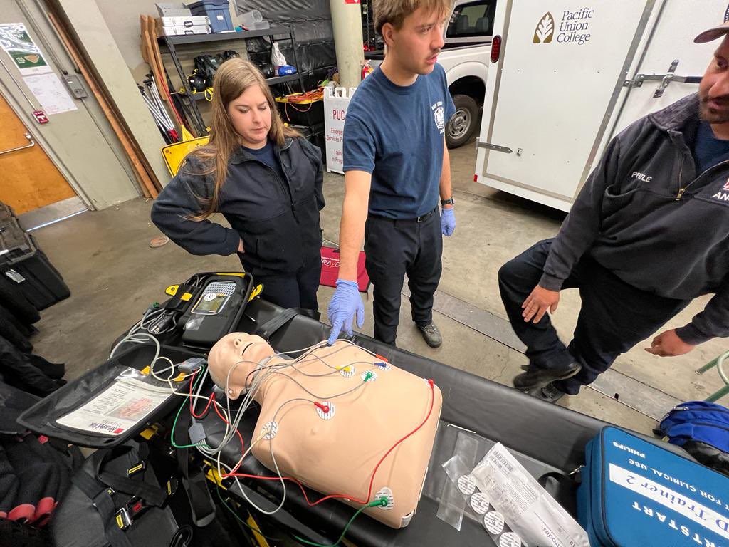 CAL FIRE LNU tweet media