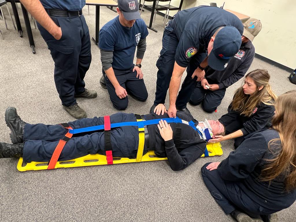 CAL FIRE LNU tweet media