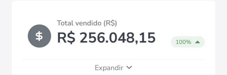 loud_victor's tweet photo. Isso foi uma das ideias mais fodas que fizemos acontecer, trazer algo criado dentro do game pra vestir a rapaziada.. e movimentar tanta gente, muito muito muito obrigado 🥳🥺📈🇫🇷 https://t.co/zO2m3YjKGn