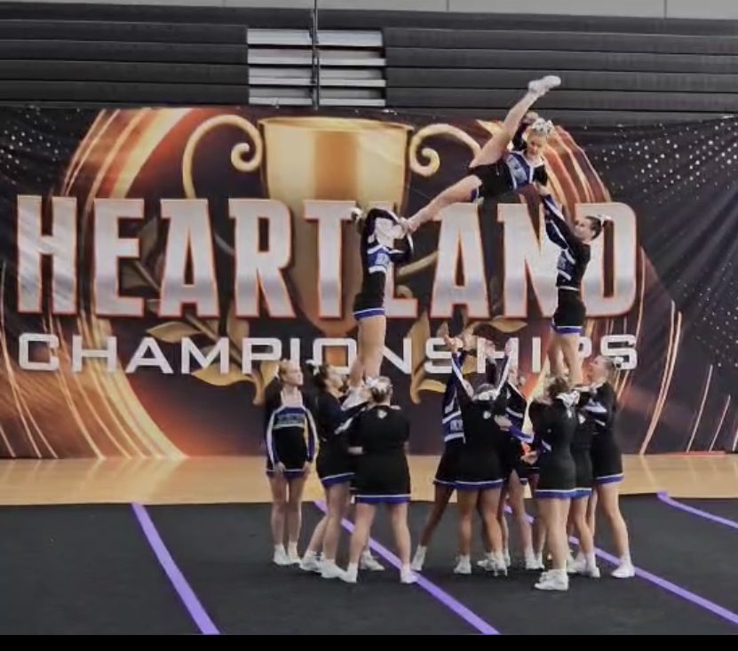 Congrats ladies and coaches of the BF Cheer team for first place at the Heartland Championships! Hard work pays off! 🥇💙💪👏@BFCSD @BlueJayNation @BFHSFball @BF_HighSchool @BFHSCheers