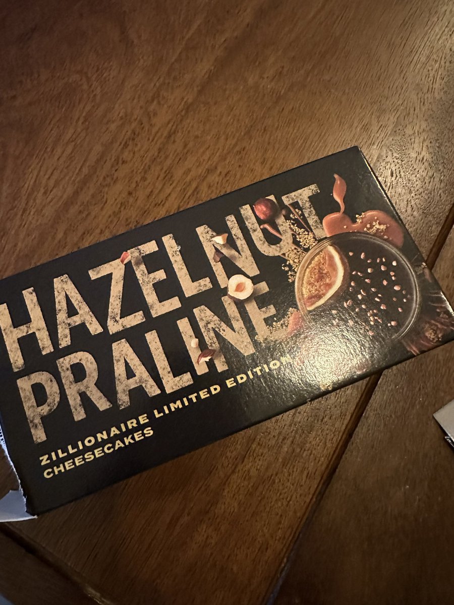 Just when I thought the  #zillionairecheesecake can't get any better <a href="/GuPuds/">Gü Puds</a> drops this absolute bomb 💣
SOOOO GOOOOODDDDD OMG JUST TAKE ALL MY MONEY AND GIVE ME MORE OF THIIISSSSSS