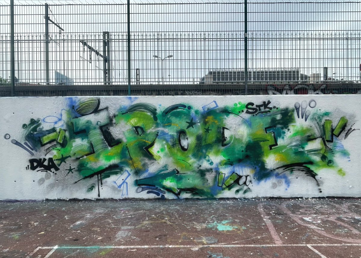 HunterStreetart's tweet photo. [#streetartlyon / 📸 OCTOBRE 2023] Artwork by Rimr54, découvert derrière la Gare des Brotteaux dans le 6eme à #lyon ! 
#rimr #rimr54 #graffiti #streetart #urbanart https://t.co/sV5E2x6v4u
