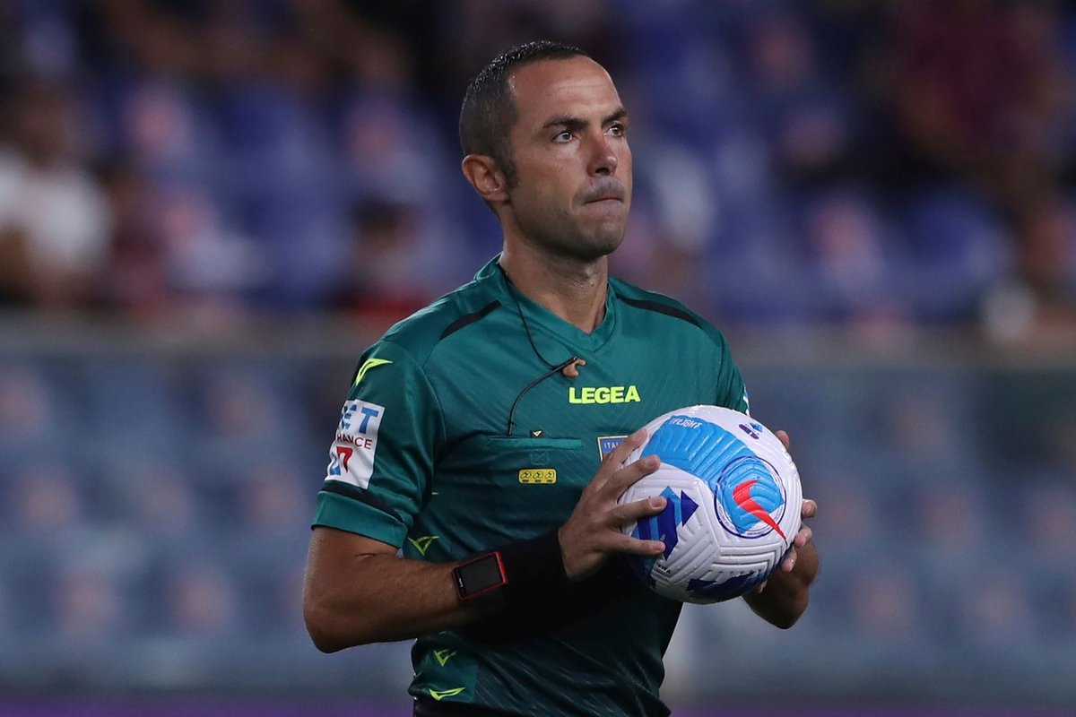 Unitedfans2023's tweet photo. Marco Guida from Italy will be the referee for Manchester United vs FC København on Tuesday in the Champions League ⚽️🏴🇩🇰🇮🇹
#FCKøbenhavn #MUFC #MarcoGuida #ChampionsLeague https://t.co/CY6seWZU5A